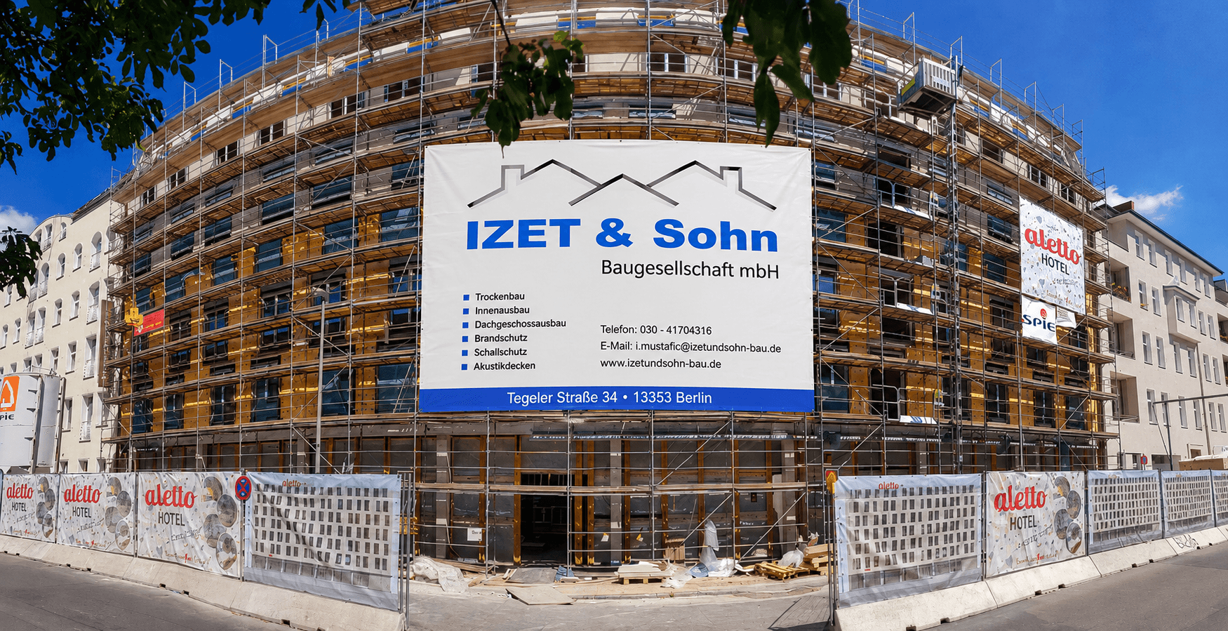Werkstatt und festes Team der IZET & Sohn Baugesellschaft in Berlin-Tegel — Berliner Trockenbau- und Innenausbau-Betrieb seit 1995