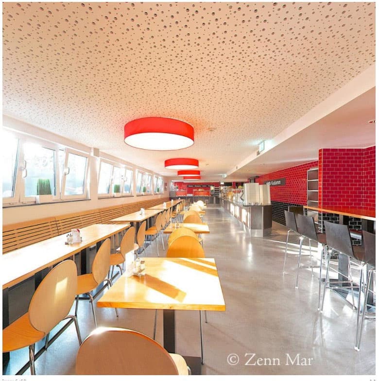 Akustikdecken in Berlin — Mineralfaser-, Metall- und Holzakustikdecken für Büro, Verwaltung, Bildung und Kultur.